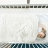 Set dečijeg jastuka i pokrivača Meow prikladan je za spavanje tokom prvih dečijih meseci. Jastuk zbog svoje visine i oblika pruža punu potporu glavi, nizak je i mekan, pomaže bebi da mirnije spava. Neobrađena pamučna tkanina potpuno je prirodna i prikladna za osetljivu dečiju kožu. Bambusova vlakna u punjenju savršeno upijaju vlagu i održavaju prostor za spavanje svežim. Kombinacija nebeljenog pamuka i bambusovih vlakana osigurava da se vaše dete ne znoji dok spava. Deo mikrovlakana u punjenju osiguravaju mekoću i povećavaju prozračnost. Set je u celosti periv na 60 ° C, a takođe je prikladan za decu s alergijom i astmatičare.