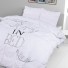 Vreme je za potpuno uživanje u modernim pamučnim posteljinama! Posteljina Svilanit Jump in Bed napravljena je od renforce platna, koje se smatra mekanom tkaninom i lakom za održavanje. Očaraće vas modernim dizajnom. Posteljina je periva na 40 °C.