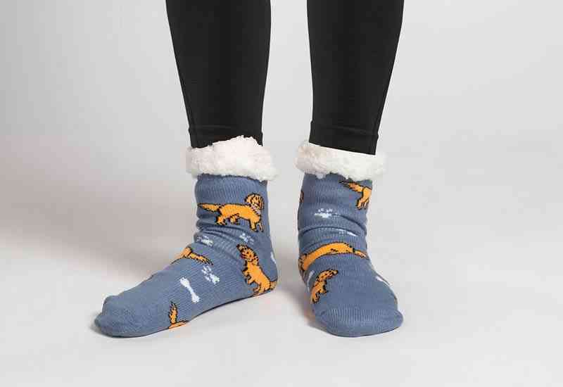 Poklon: meke čarape u istom stilu.